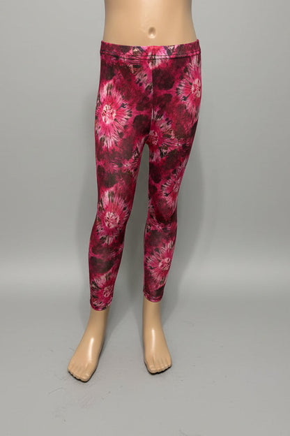 The Tie-Dye vibe, choice of pattern and size!
