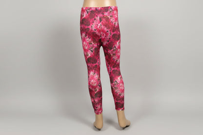 The Tie-Dye vibe, choice of pattern and size!