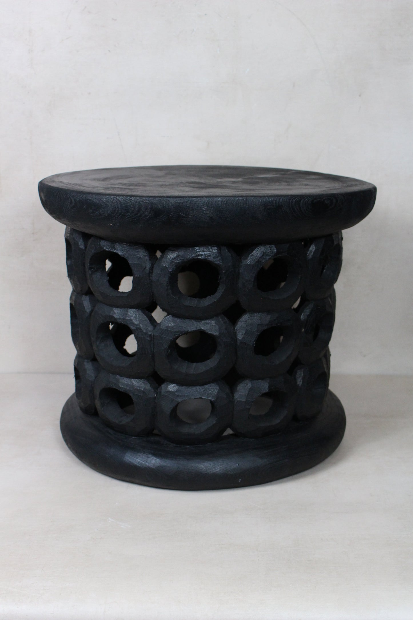 Donut Bamileke Table - Black - 137.3