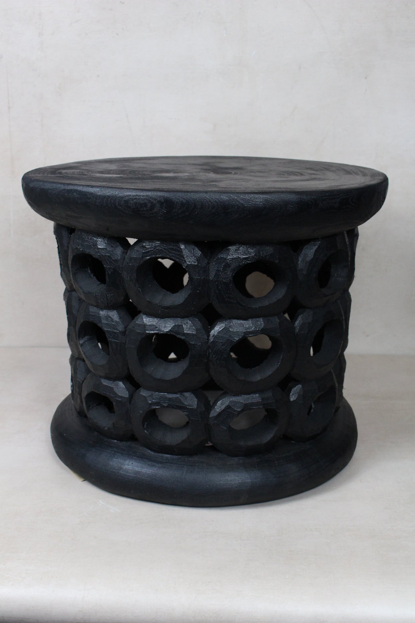 Donut Bamileke Table - Black - 137.3