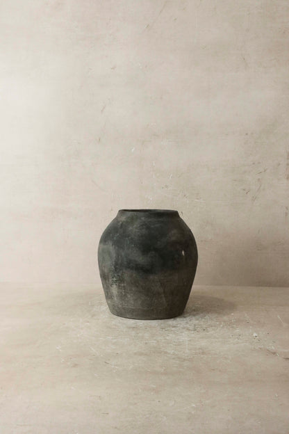 Vintage Dark Pot n° 42