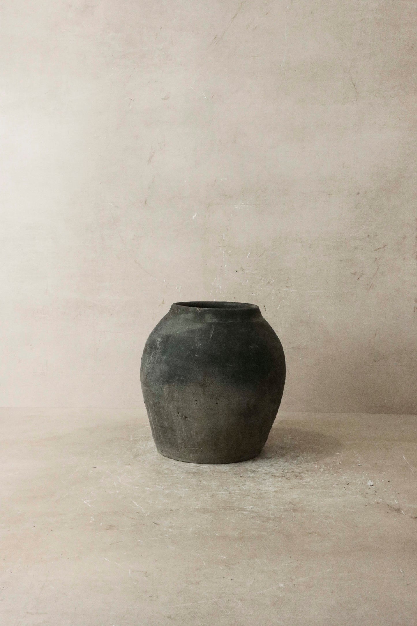 Vintage Dark Pot n° 42