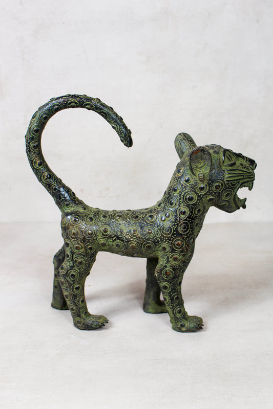 Benin Bronze Leopard sculpture - Large 107.1