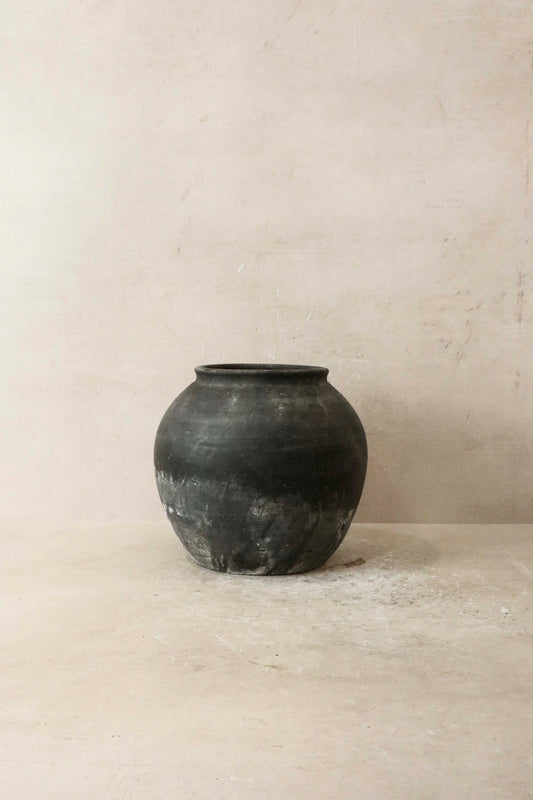 Vintage Dark Pot n° 45