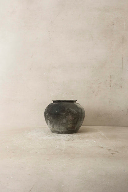 Vintage Dark Pot n° 51