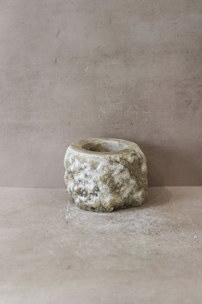 Rough Cut Onyx Candleholder XL 14.4