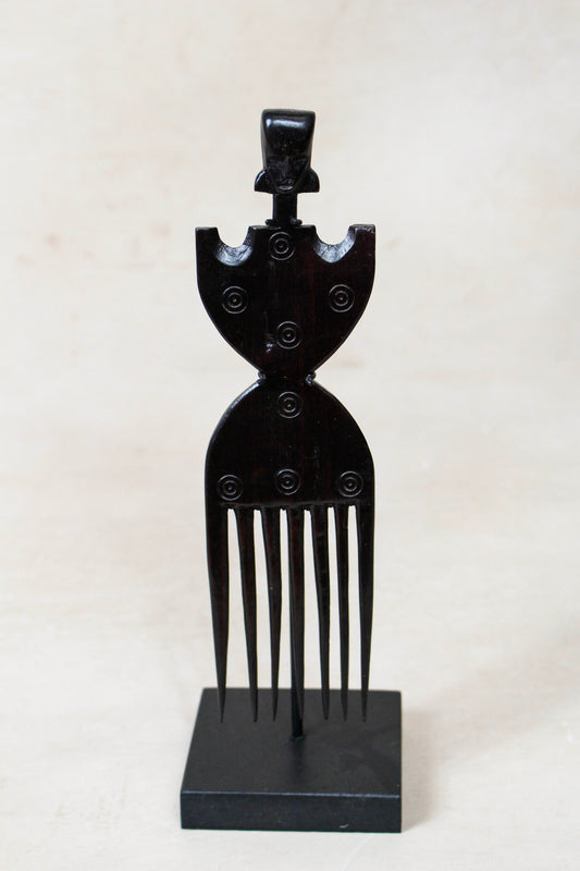 West African Carved Comb 240.4