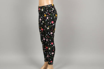 Black flower design soft leggings