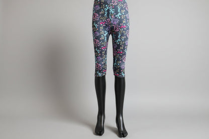 Flower patterned Capri leggings, choice of size & design!