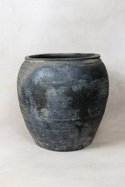 Vintage Dark Grey Pot - 81