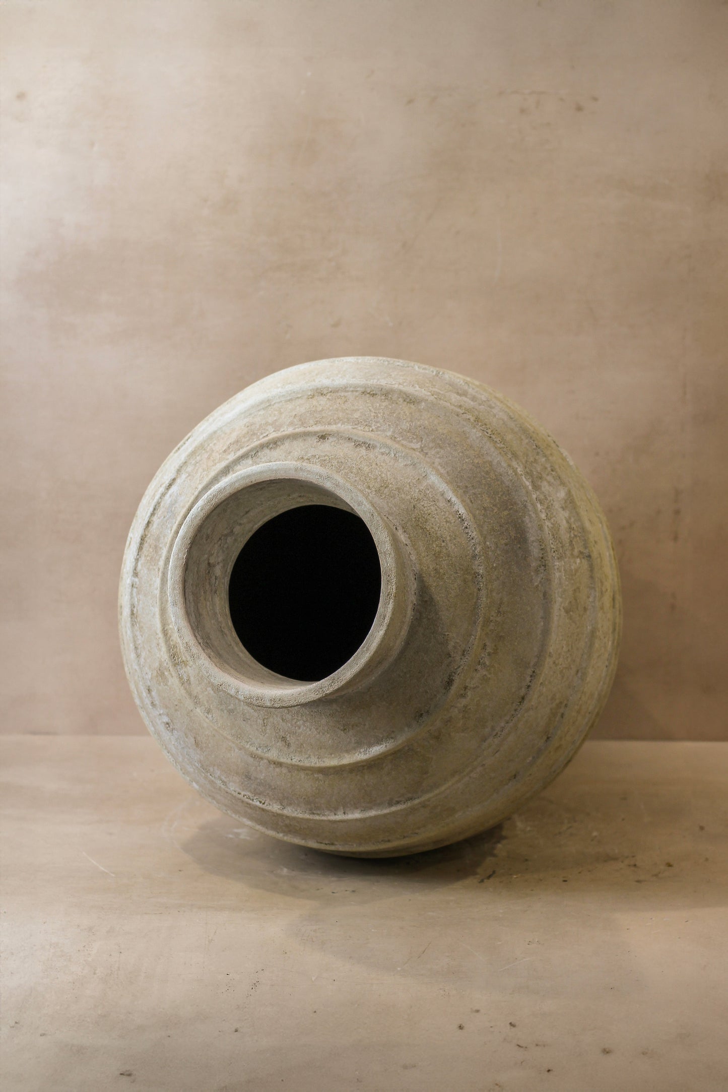 Rustic Off White Indonesian Pot No 22