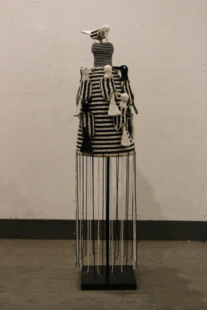 Yoruba Royal Crown Black & White - 15.5
