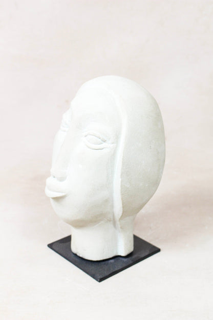 Stone head sculpture by Rizimu Chiwawa Zimbabwe 57.1