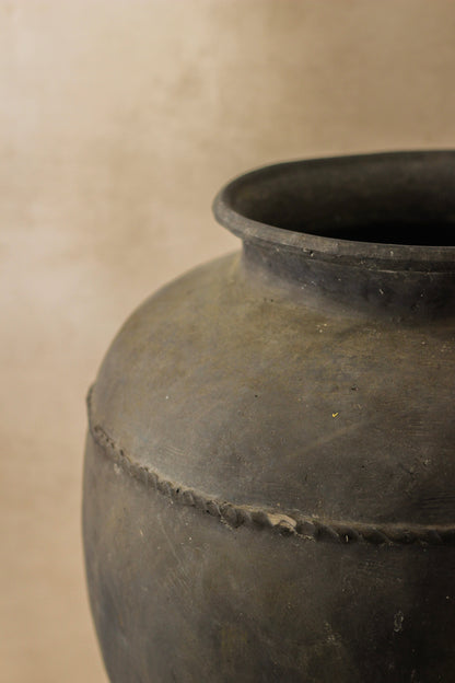 Vintage Black Asian Pots - VB01