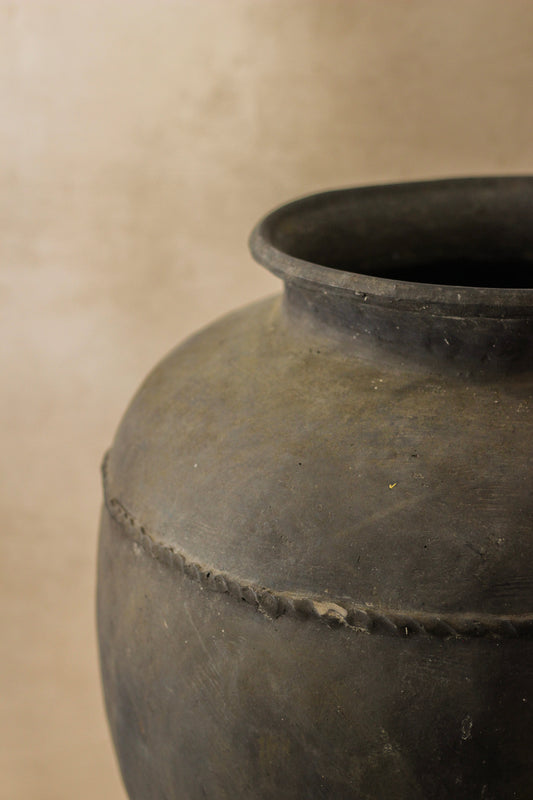 Vintage Black Asian Pots - VB01