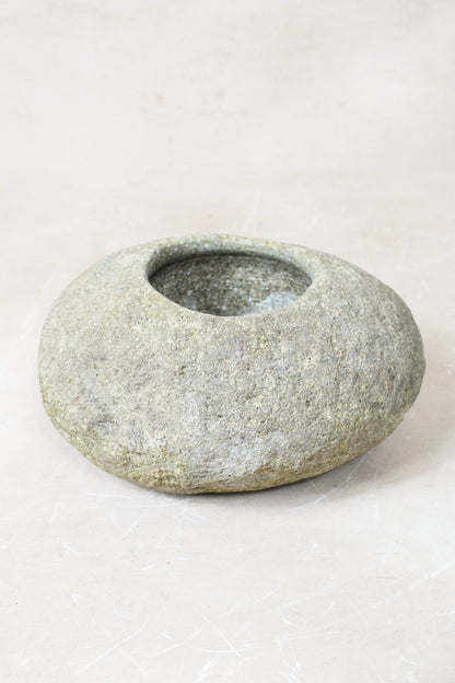 River Stone Planter Pot 22.12