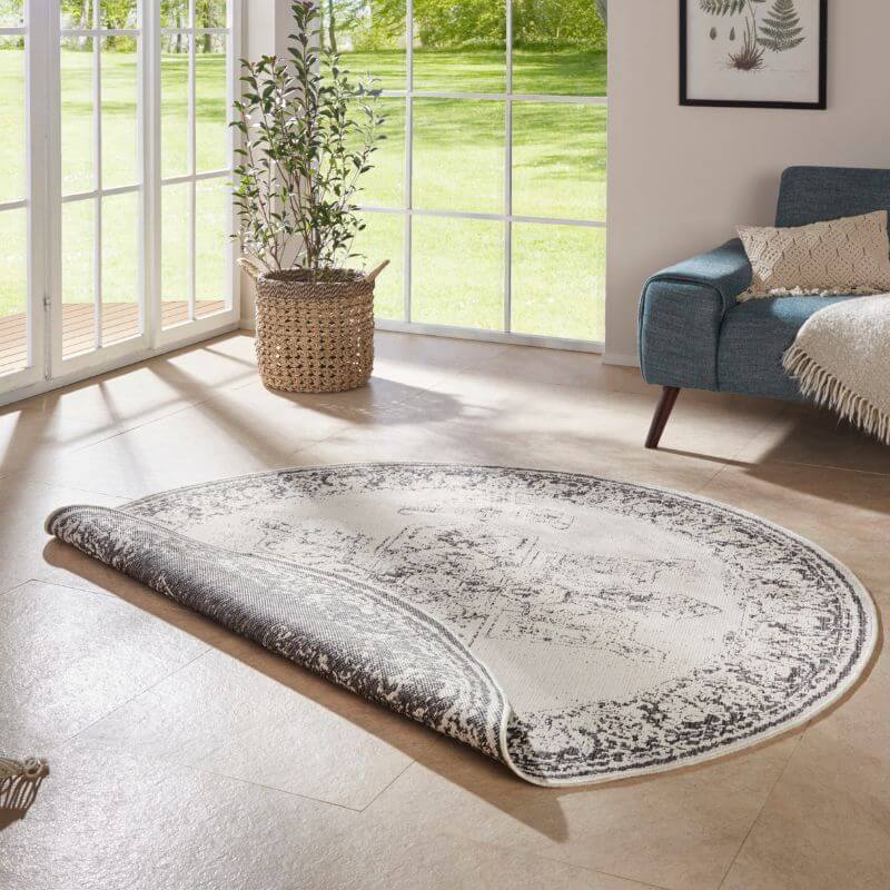 Borbon Reversible Indoor-Outdoor Rug
