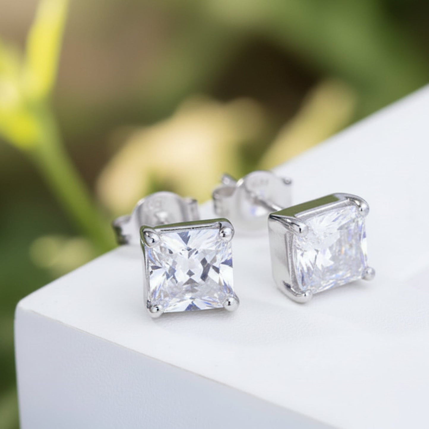 Women's Solid Silver Modern Earrings – Fashionable Minimalist Jewelry, Lightweight & Elegant