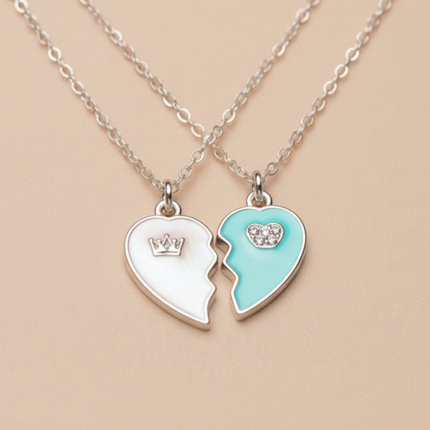 Honey Love Couple Pendant Necklace – Romantic Matching Jewelry Gift for Him & Her