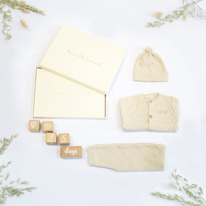 HELLO BABY GENDER NEUTRAL GIFT SET