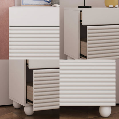 Maria Bruun Bedside Table