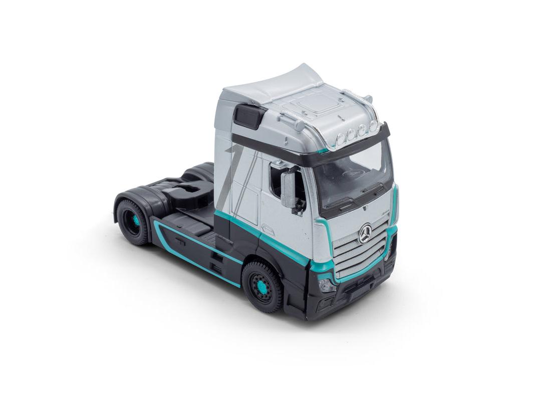 Mercedes-Benz Actros GigaSpace Custom Cab 1:43 Scale Bburago Diecast Toy