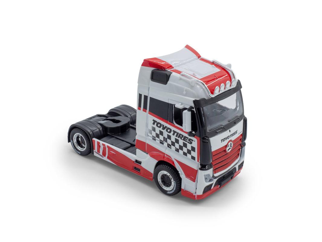Mercedes-Benz Actros GigaSpace Toyo Tires Custom Cab 1:43 Scale Bburago Diecast Toy