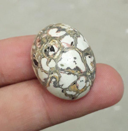 33.4ct Jasper - White Jasper Cabochon - 26x20mm