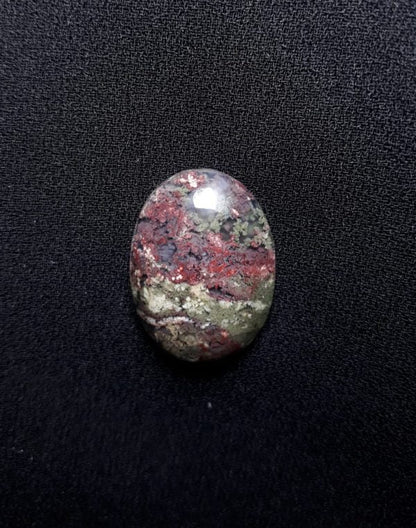 15.8ct Moss Agate - Red Moss Agate - 23x16.5x6mm