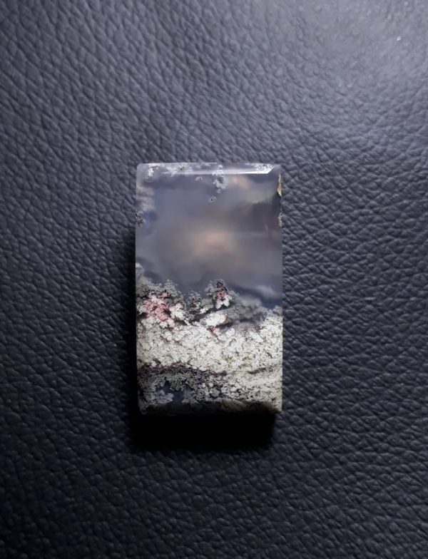 42ct Moss Agate - White Moss Agate - 31x18x7mm