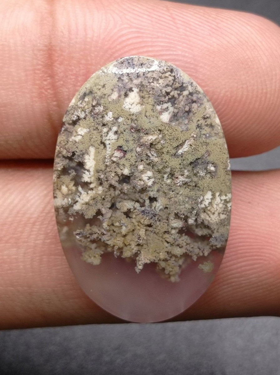 21ct Moss Agate - Green Moss Agate - 29x19x5.5mm