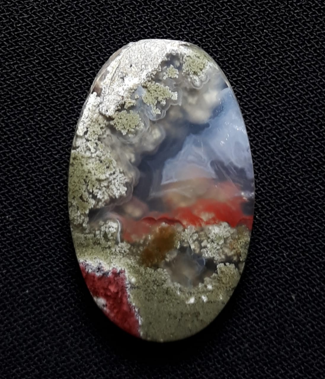 13.7ct Moss Agate - Green Moss Agate - 26x16x4mm