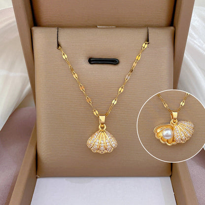 Shell Pearl Necklace With Rhinestones