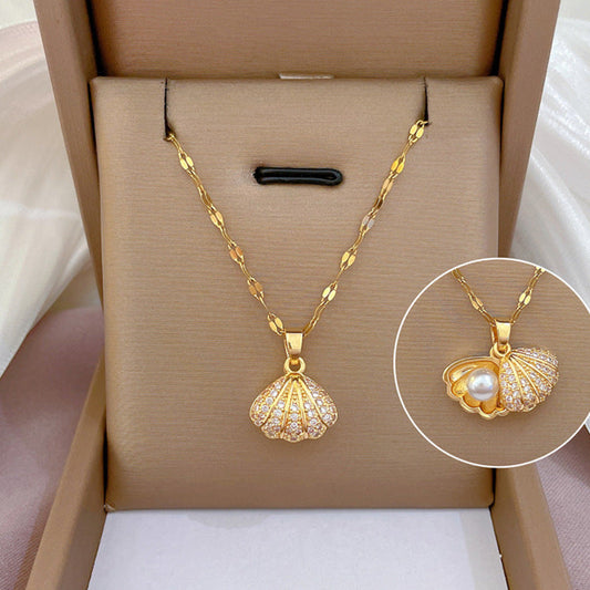 Shell Pearl Necklace With Rhinestones