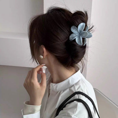 Summer Mint Plumeria Rubra Grip Hairclip
