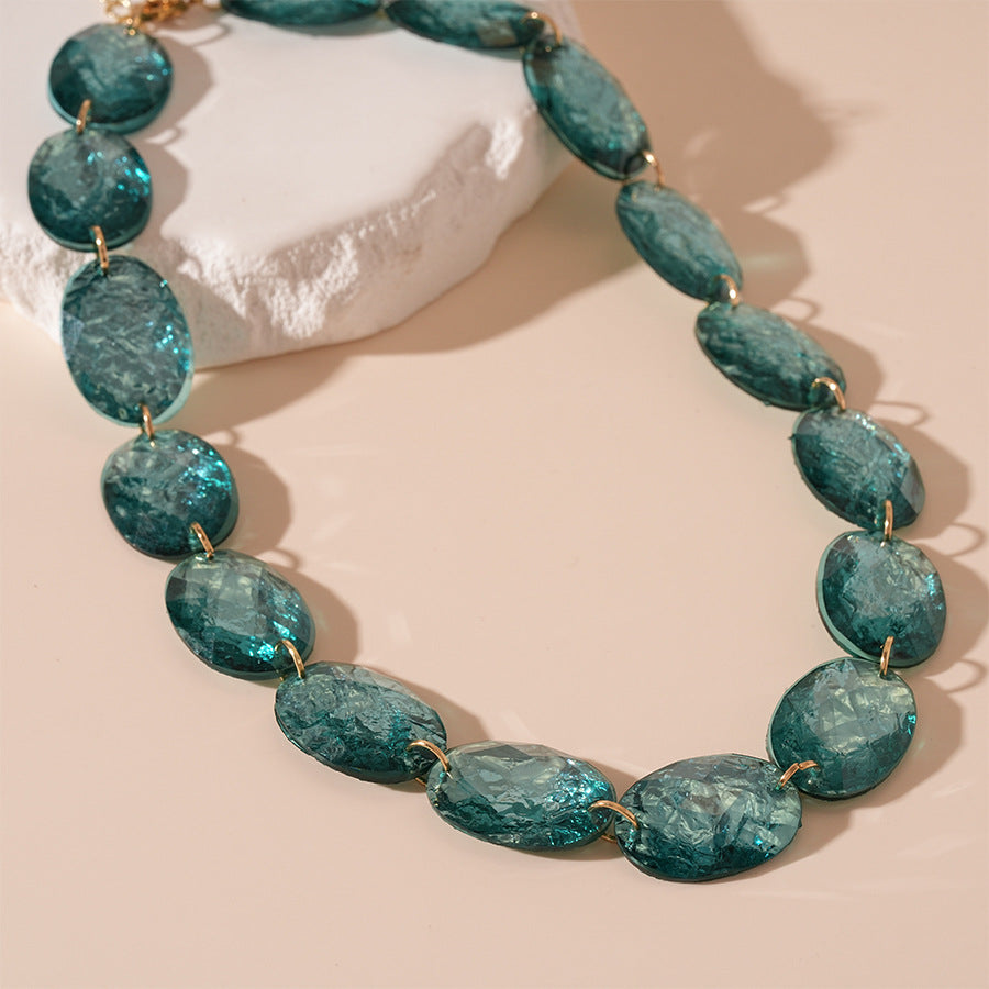 Green Oval Resin Geometric Clavicle Chain