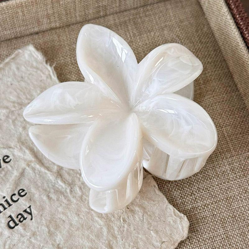 Summer Mint Plumeria Rubra Grip Hairclip