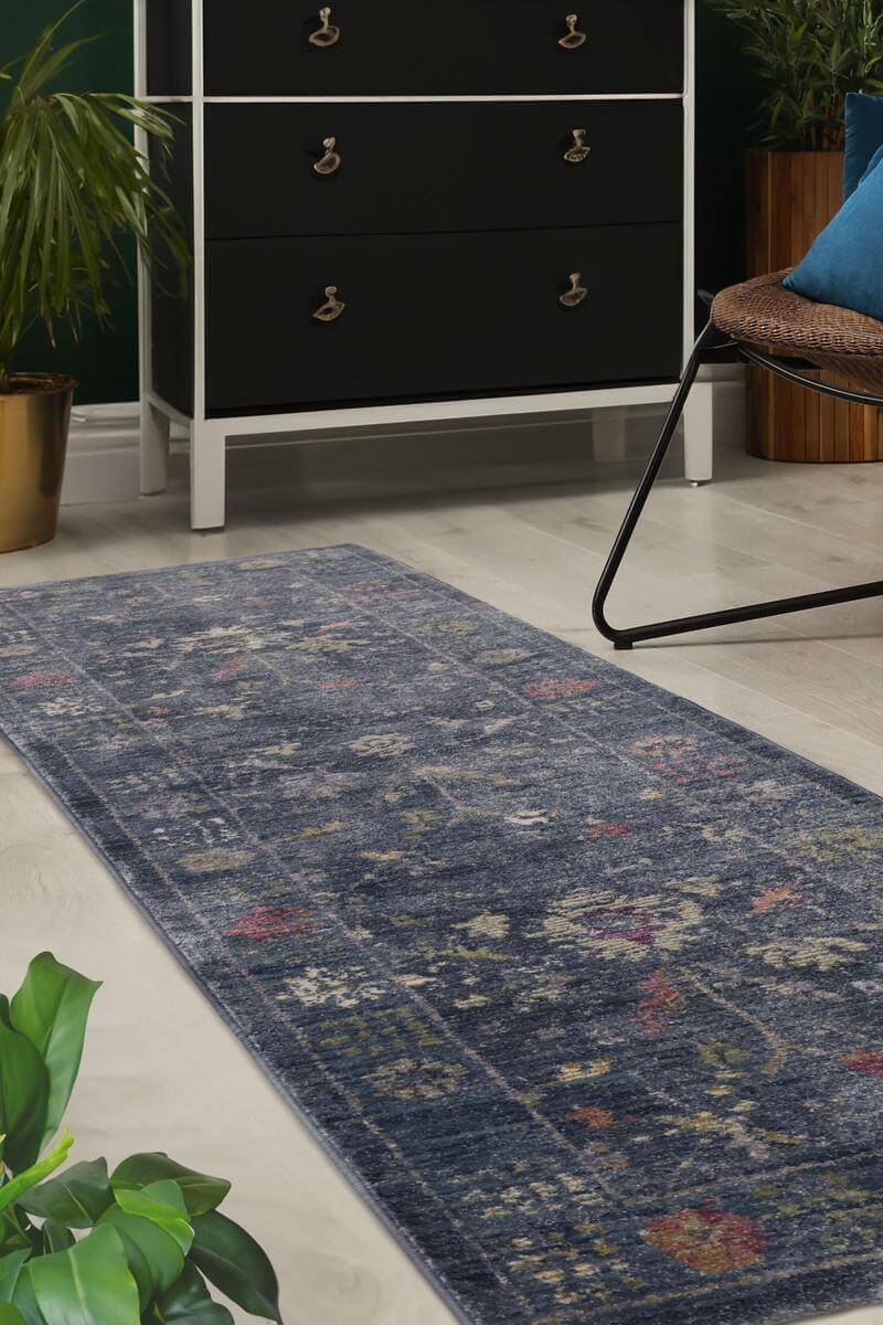 Traditional Floral Vintage Rug – Grey, Blue & Beige Elegance