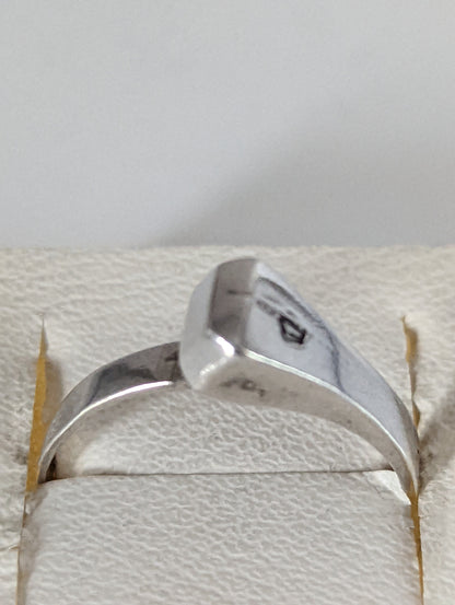 925 Silver Hoof Nail Ring – Handmade Equestrian Gift for Him or Her
