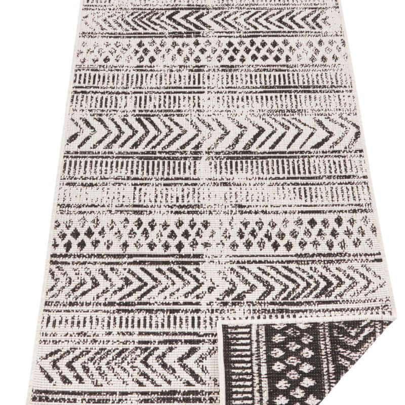 Reversible Geometric Indoor-Outdoor Flatweave Rug