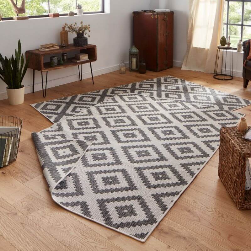 Malta Reversible Indoor-Outdoor Rug