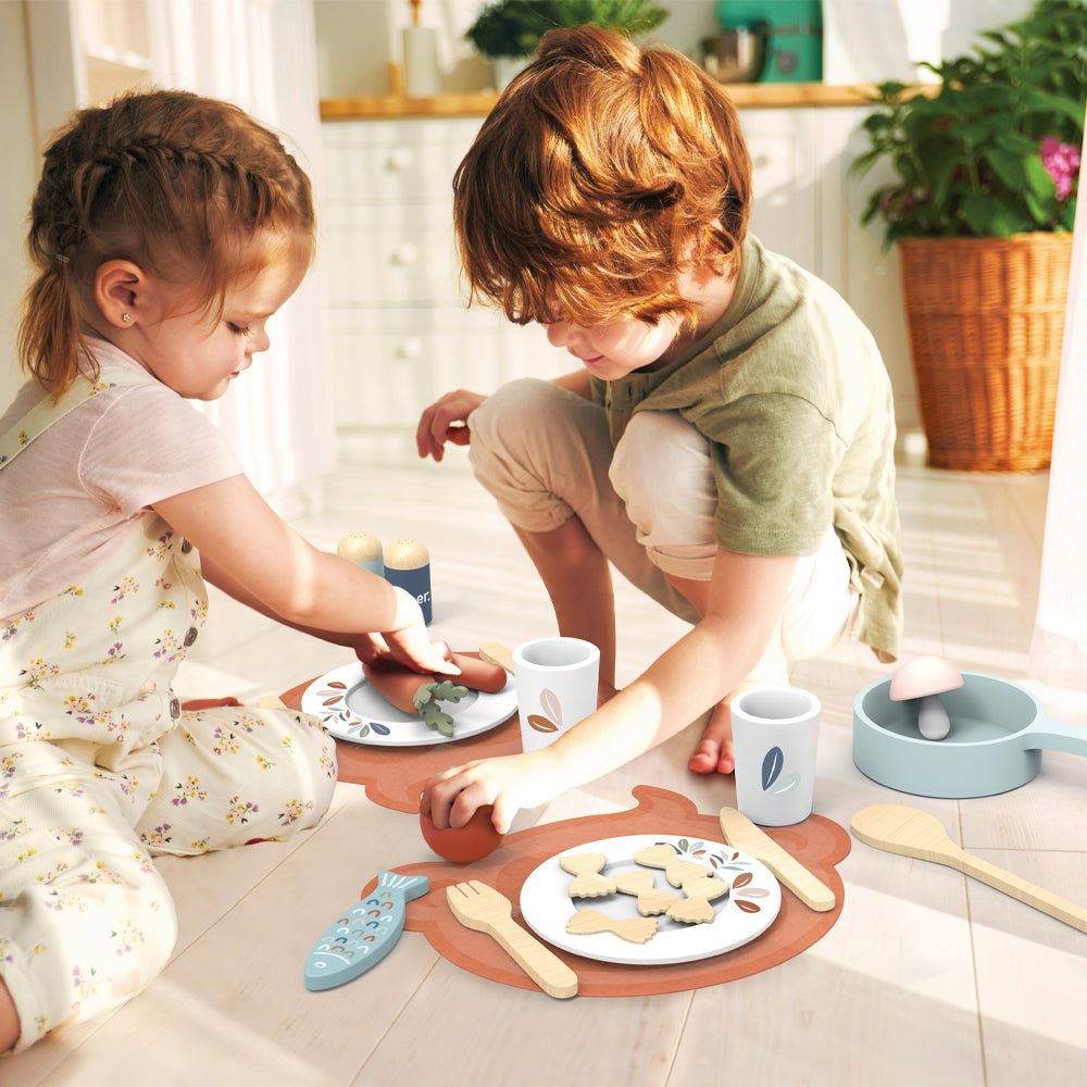 Speedy Monkey Wooden Kitchen with Accessories