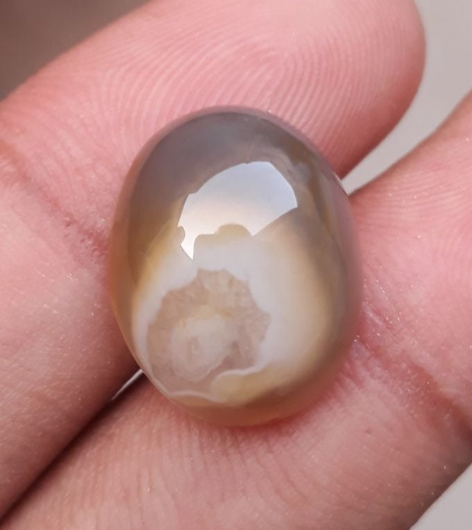 16ct Beautiful  Agate Cabochon Suitable for RingSetting - Sulaimani Aqeeq - 19x15mm