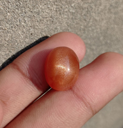 13.6ct Natural Sunstone Cabochon - Heliolite - Aventurescent Feldspar - August Birthstone - 16x13x8mm
