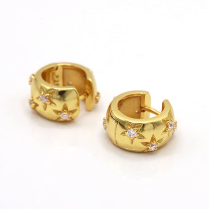 Thea Chunky Star Huggie Earrings | 18K Gold Plated