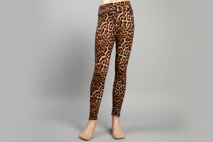 Trendy leopard print leggings