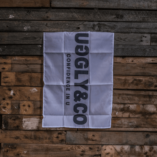 Uggly&Co, Paddock Flag