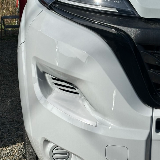 For Peugeot Boxer Front Bumper Foot Plate Protectors – White, Set of 2 | Van-X