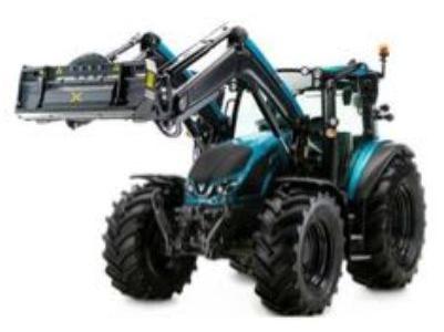 Valtra T234 Frontloader Tractor 1:32 Scale Britains