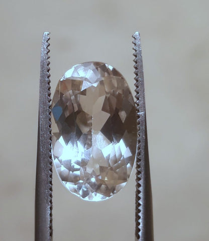 7ct Topaz - Whie Topaz Faceted Gemstone - Novemeber Birthstone - White Pukhraj - 14.5x9.1mm